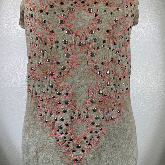 Johnny Was Two ten ten five stud emb Top M NWT - Picture 6 of 8